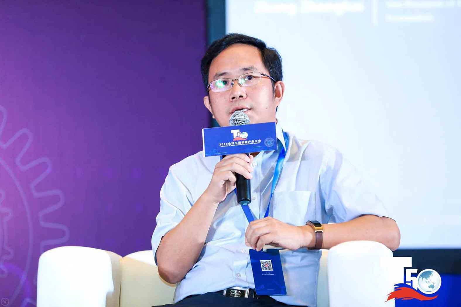 闪耀 | 壹定发集团 · 壹定发重装荣获中国桩工机械市场两项年度大奖